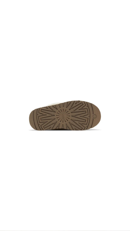 UGG Funkette Slipper 'Chestnut'