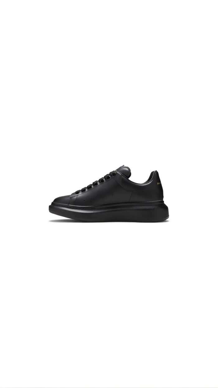 Oversized Sneaker 'All Black'