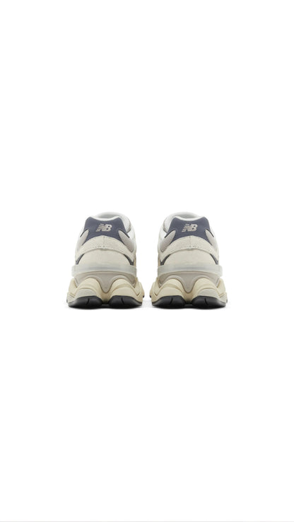 9060 'Moonrock Linen'