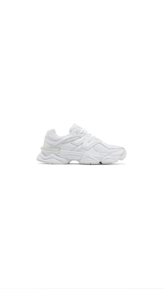 9060 'Triple White'